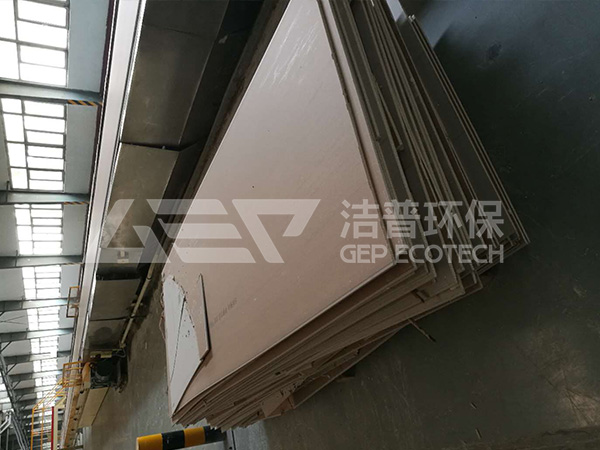 小型廢舊模板破碎機(jī)多少錢一臺(tái)